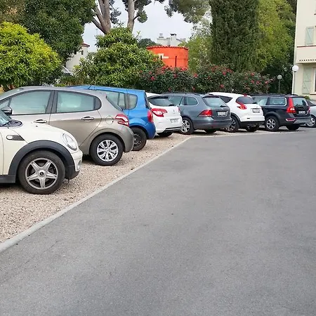 Aparthotel Kimi Résidence 5*